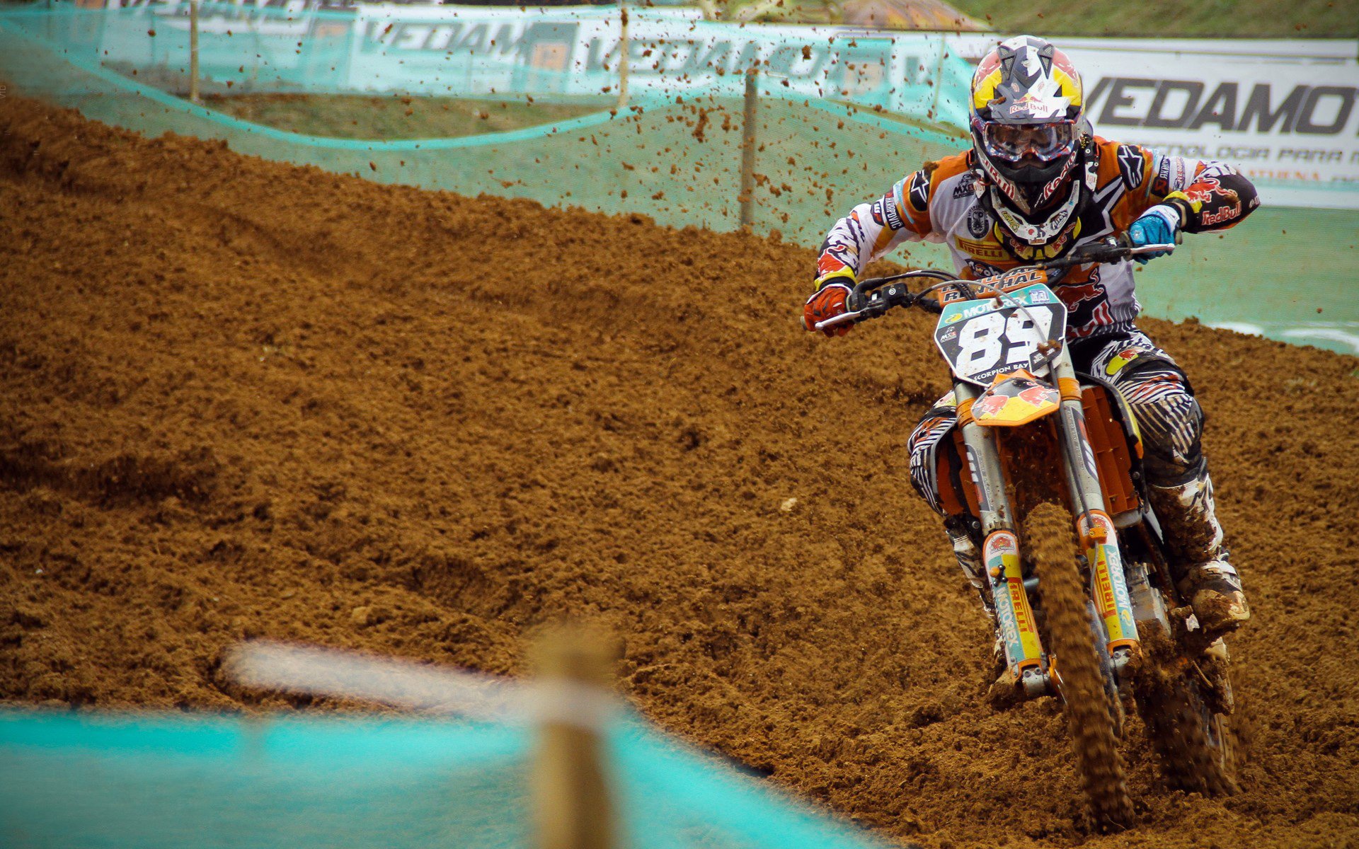 澳大利亚青训计划积极推动，吸引更多年轻球员加入，澳大利亚年度青年